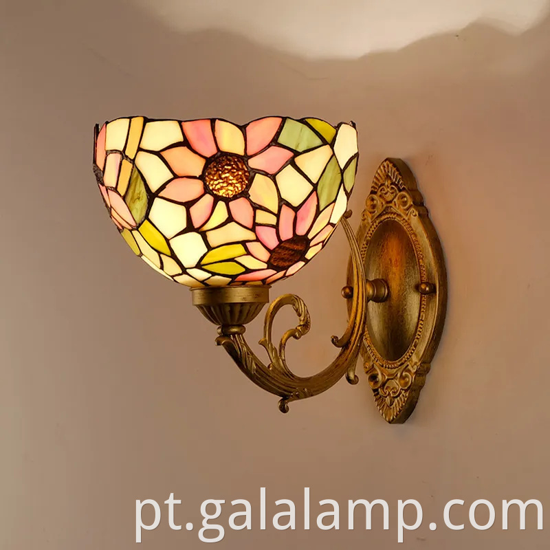 Lâmpada de parede de vidro inspirada em girassol elegante para espaços aconchegantes